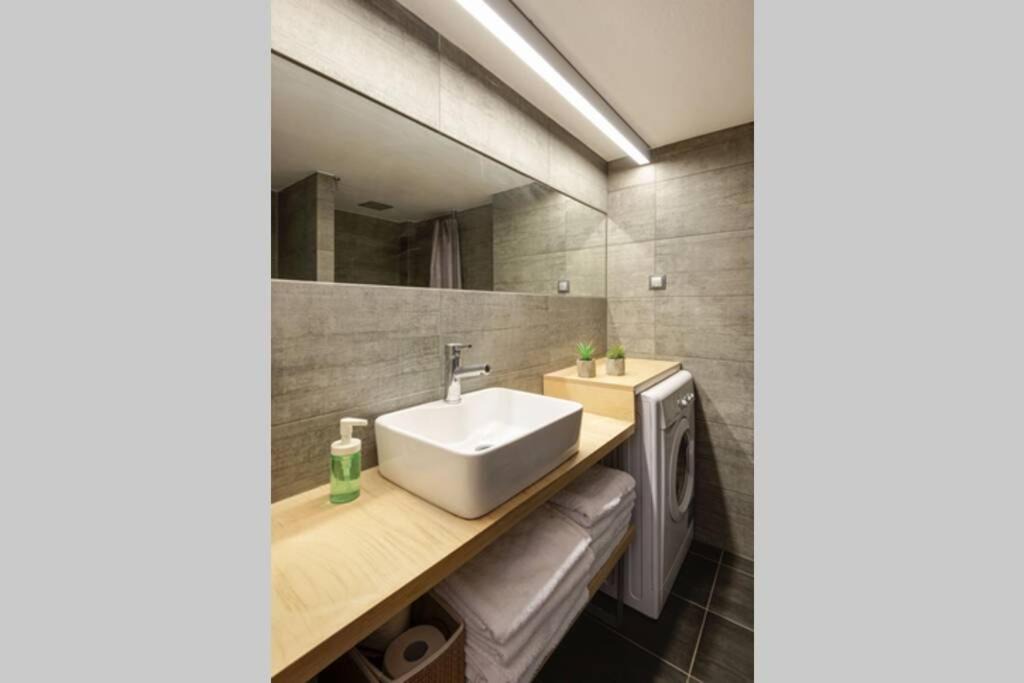 Photo of Bathroom in Thessaloniki City Centre