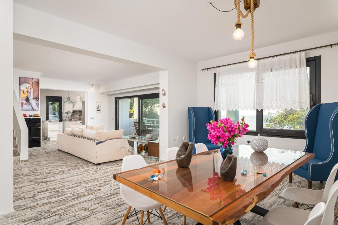 Photo of Livingroom in Samos