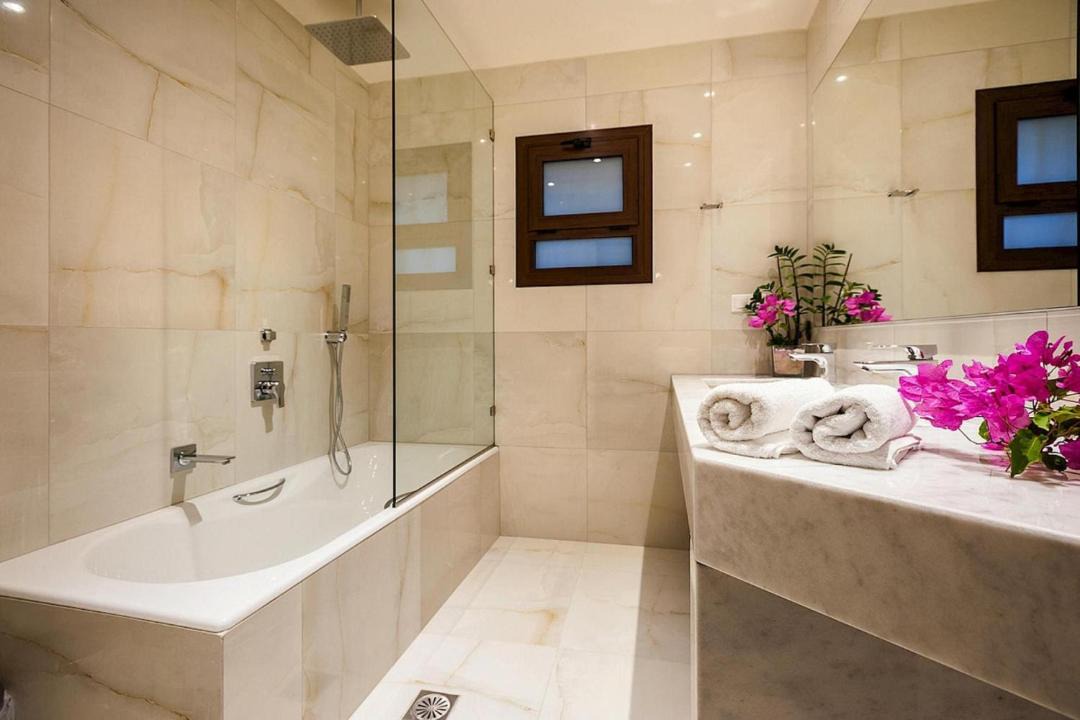 Photo of Bathroom in Kaliviani