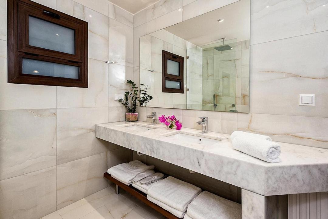 Photo of Bathroom in Kaliviani