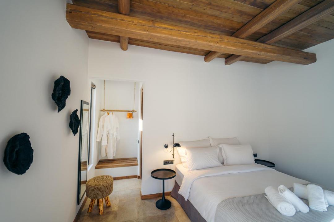 Photo of Bedroom in Ios