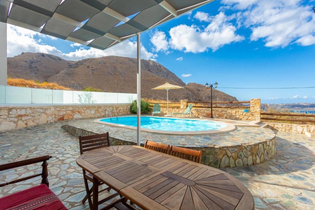 Photo of Patio Balcony in Megala Chorafia
