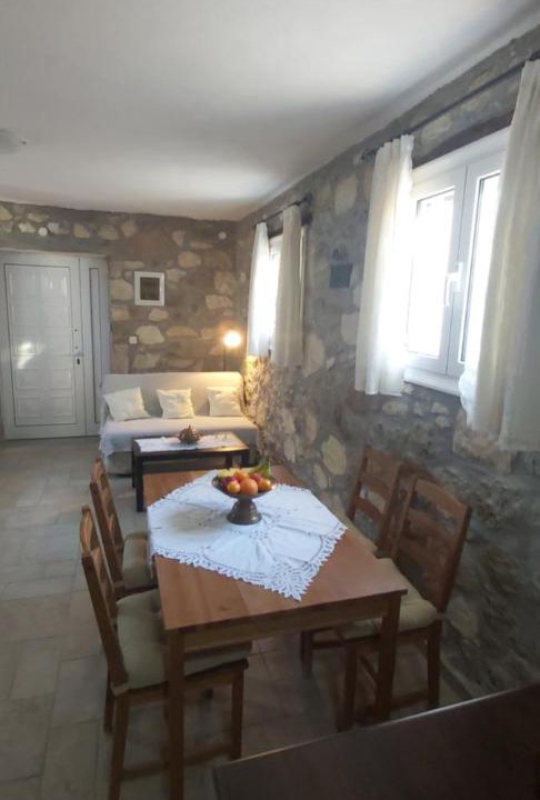 Photo of Livingroom in Goudhouros