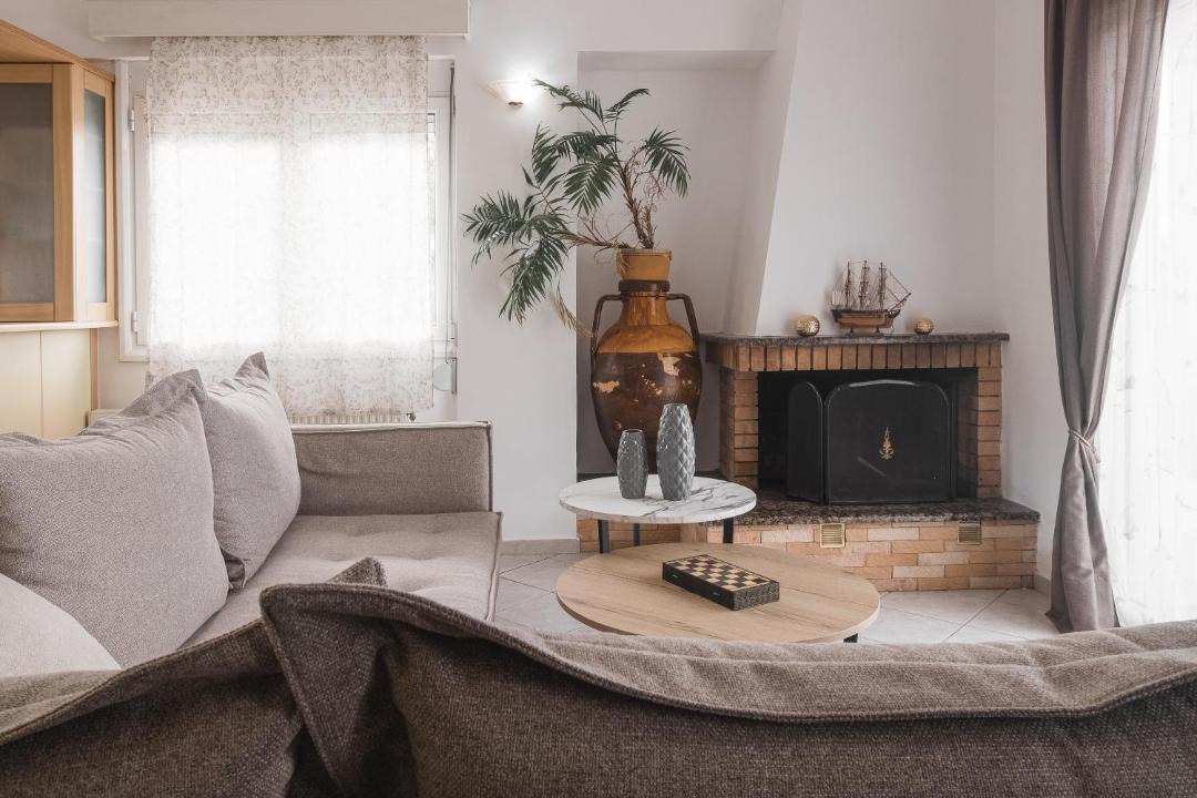 Photo of Livingroom in Roussospiti