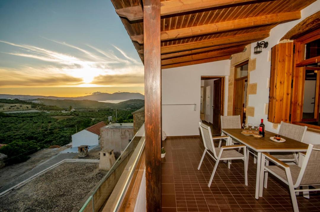 Photo of Patio Balcony in Faleliana