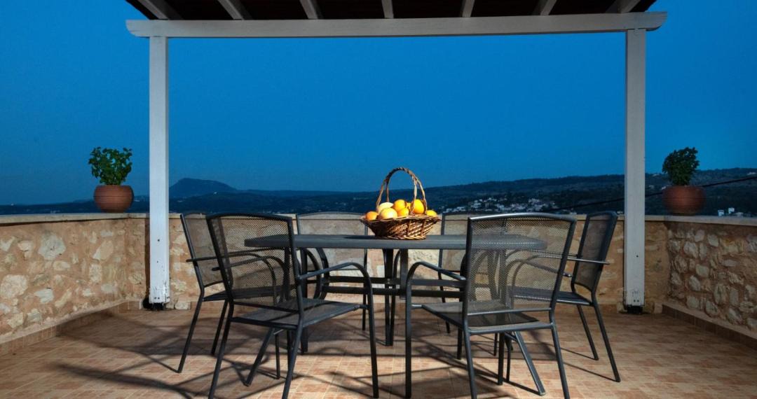 Photo of Patio Balcony in Makhairoi