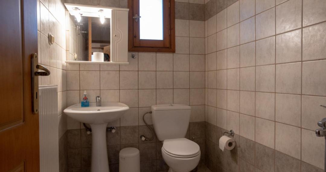 Photo of Bathroom in Makhairoi