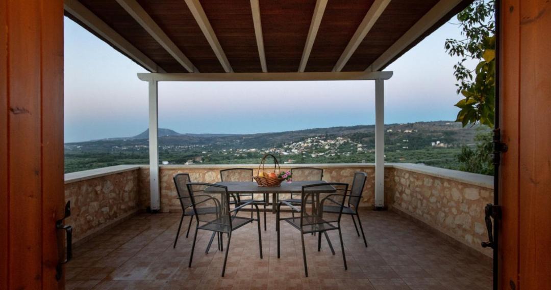 Photo of Patio Balcony in Makhairoi
