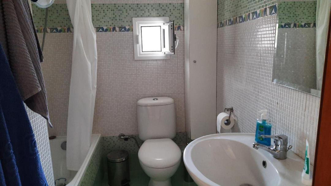 Photo of Bathroom in Polichrono