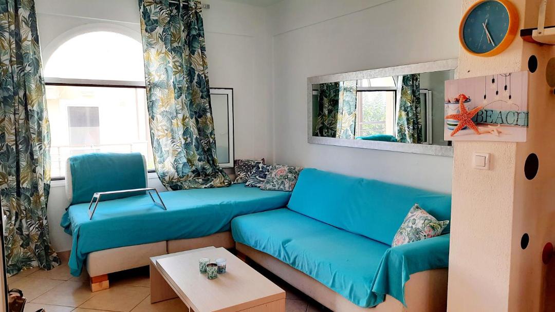 Photo of Livingroom in Polichrono