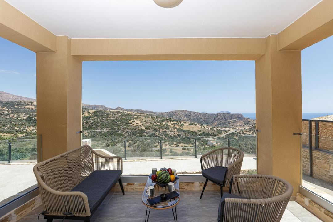 Photo of Patio Balcony in Triopetra