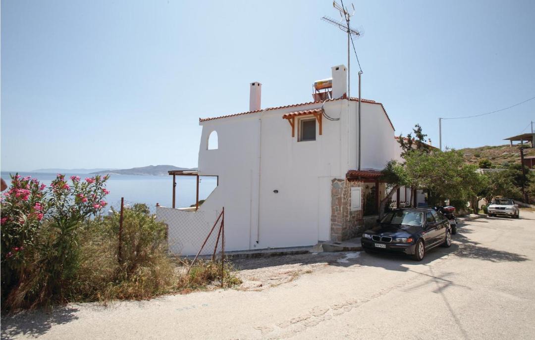 Photo of Buildings in Lavreotiki