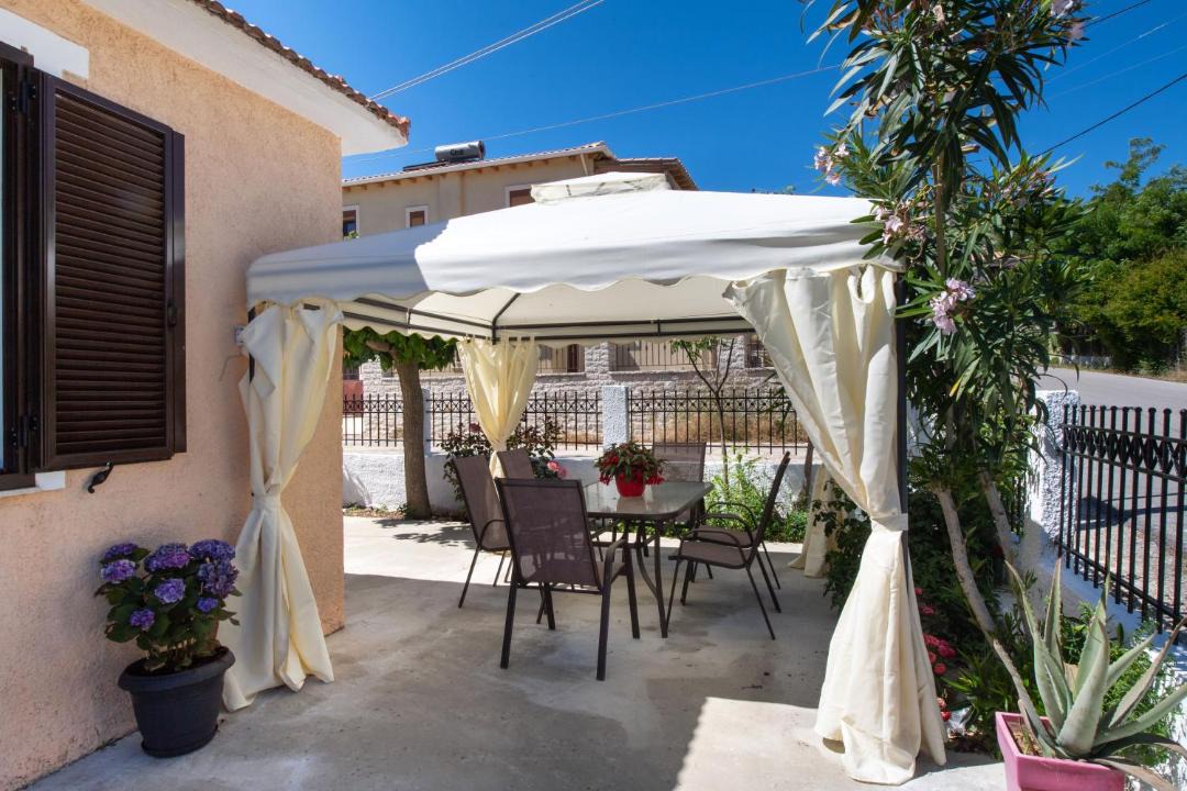 Photo of Patio Balcony in Lefkas