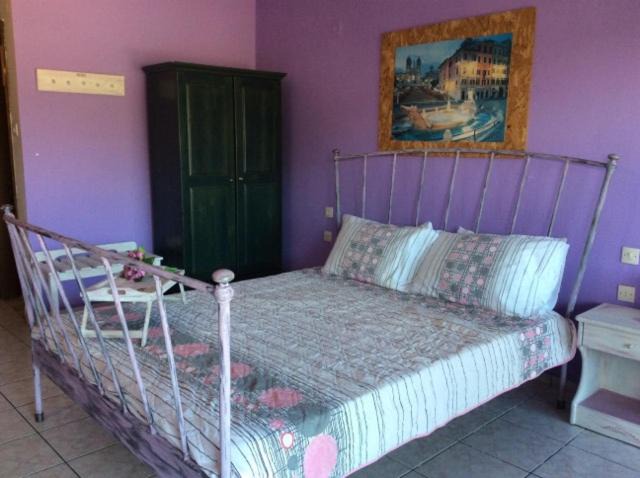 Photo of Bedroom in Troulos