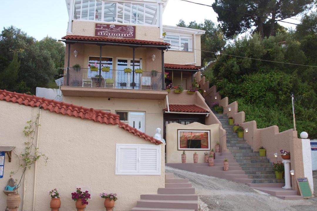 Photo of Buildings in Troulos