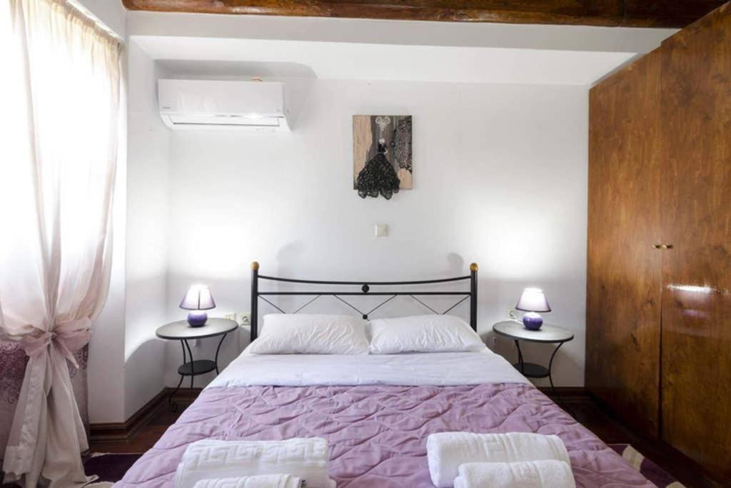 Photo of Bedroom in Gouvai