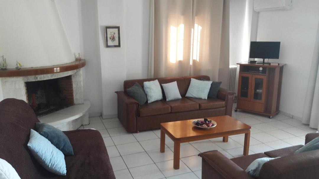 Photo of Livingroom in Lavreotiki