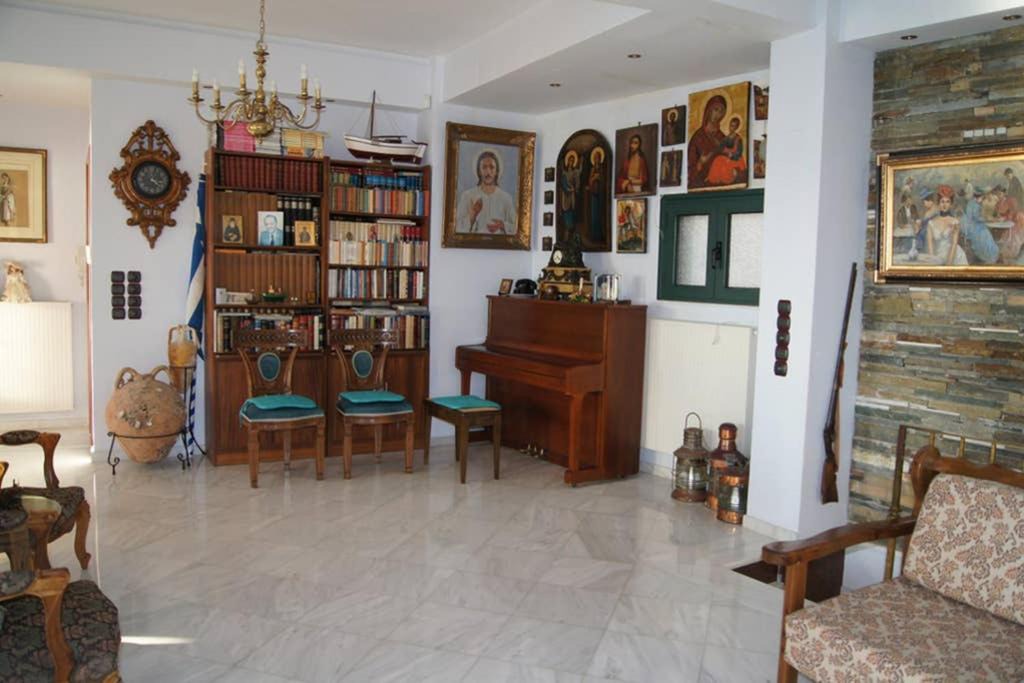 Photo of Livingroom in Kardamyli