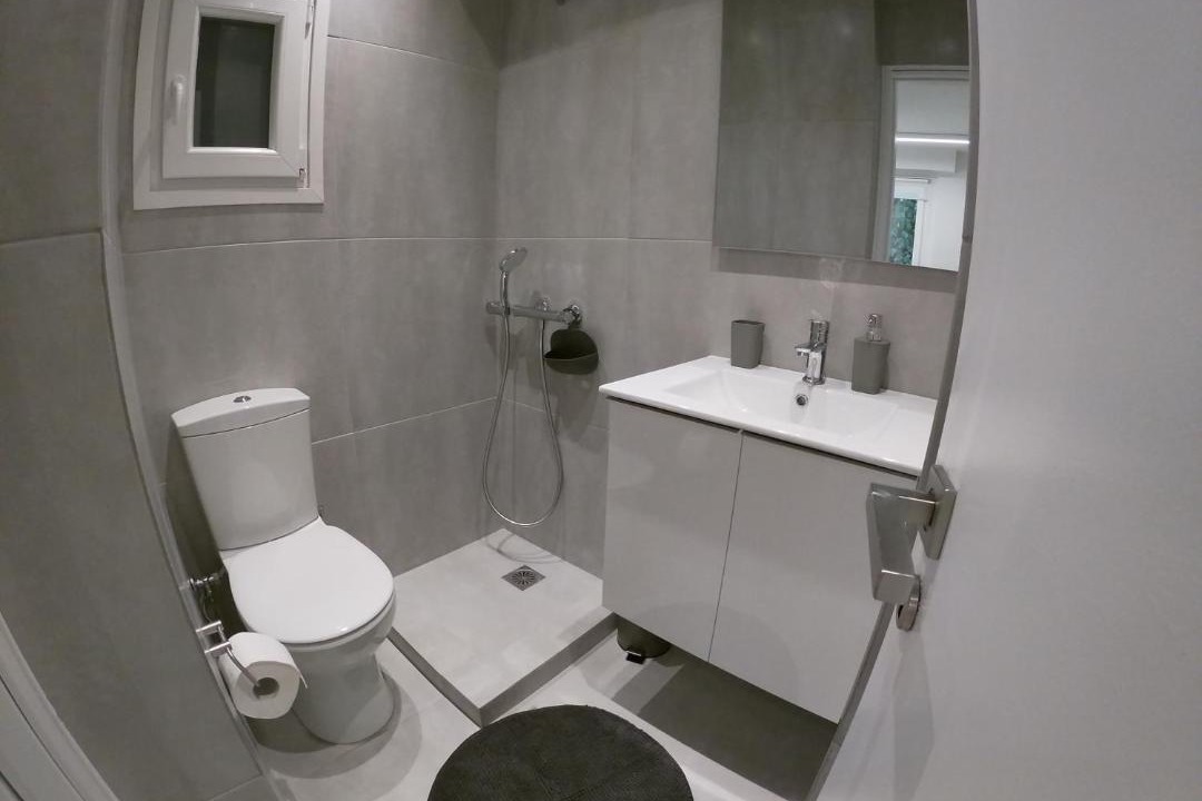 Photo of Bathroom in Kifisia