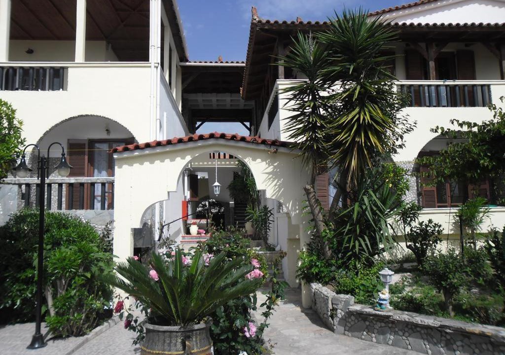 Photo of Buildings in Aipeia