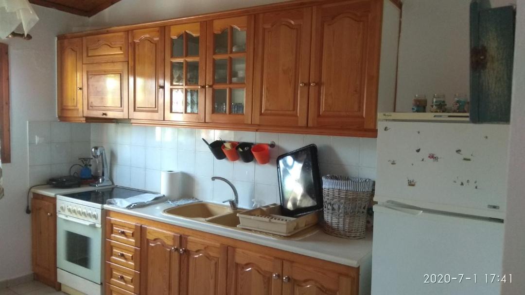 Photo of Kitchen in Katakolo