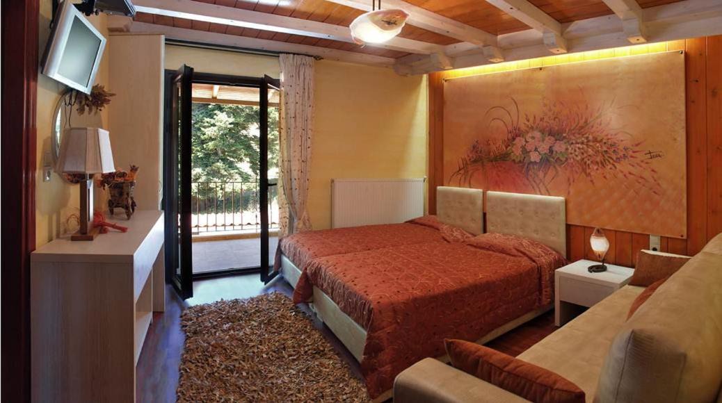 Photo of Bedroom in Karpenisi