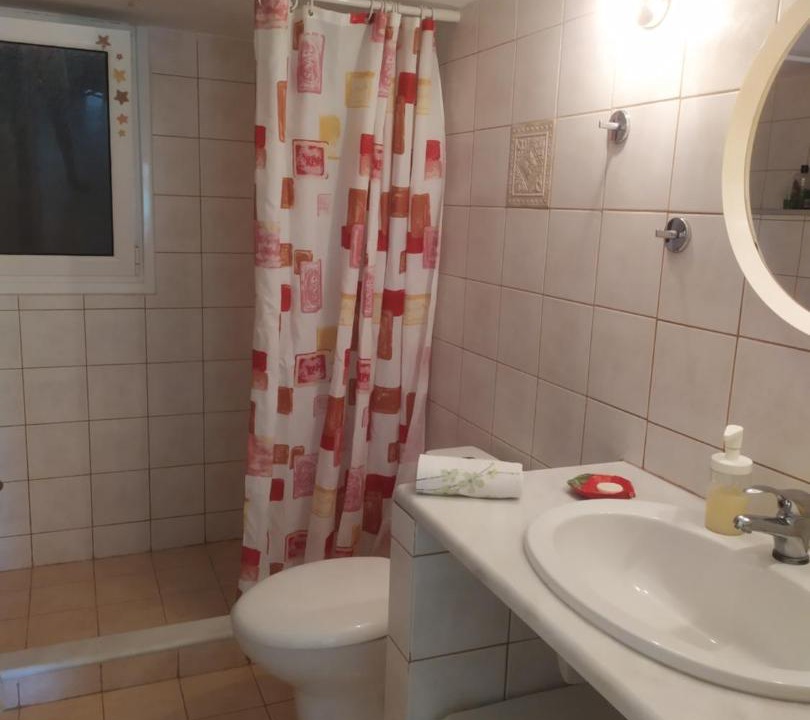Photo of Bathroom in Kato Diminio