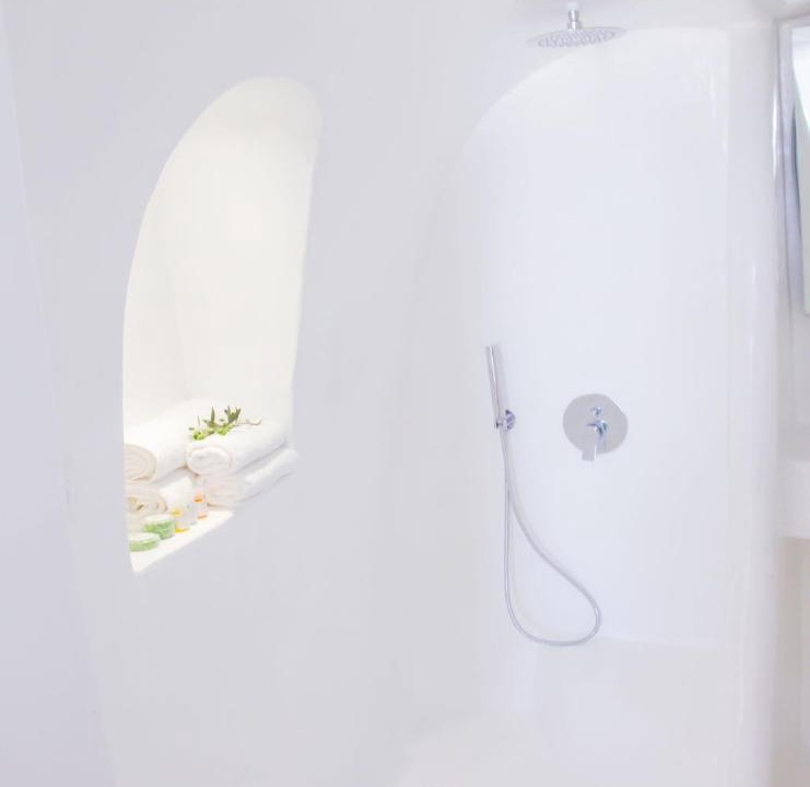 Photo of Bathroom in Oia