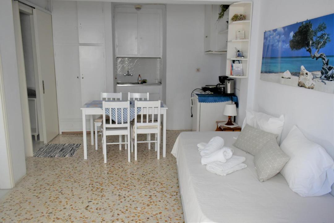 Photo of Others in Katapola