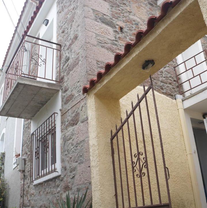 Photo of Others in Mantamados