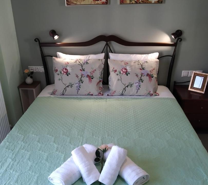 Photo of Bedroom in Volos City Centre
