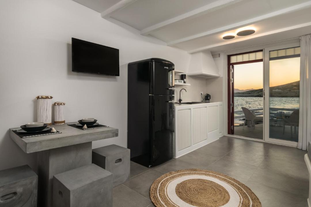 Photo of Others in Milos