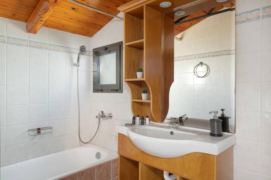 Photo of Bathroom in Gazi