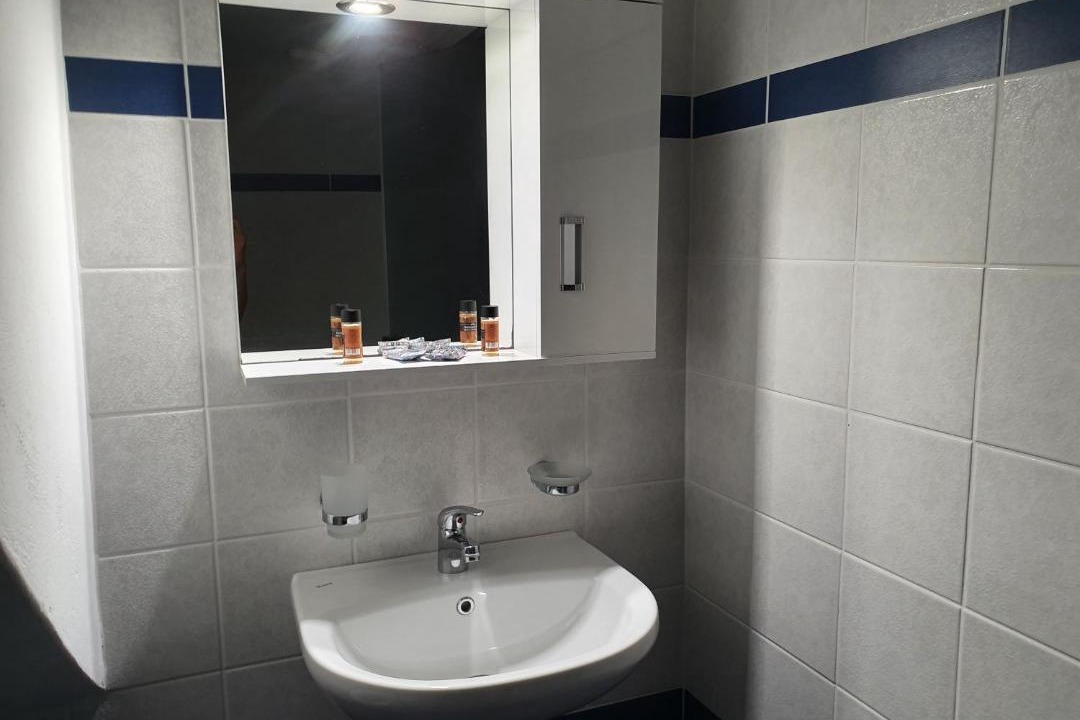 Photo of Bathroom in Lefktro