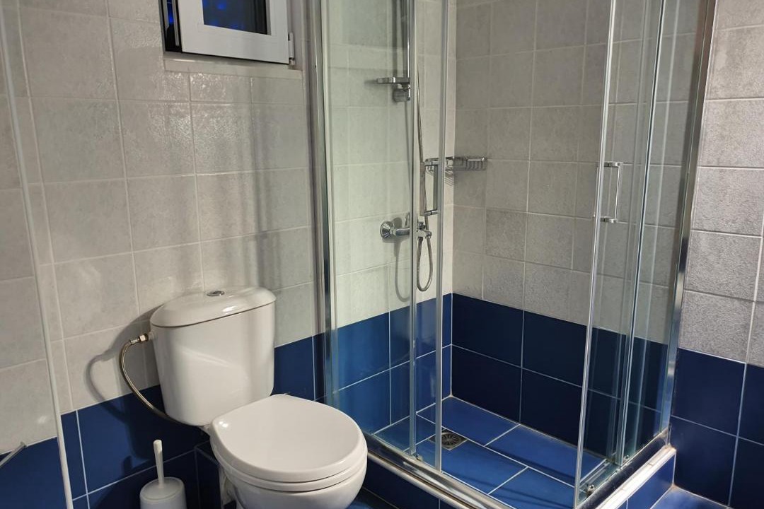 Photo of Bathroom in Lefktro