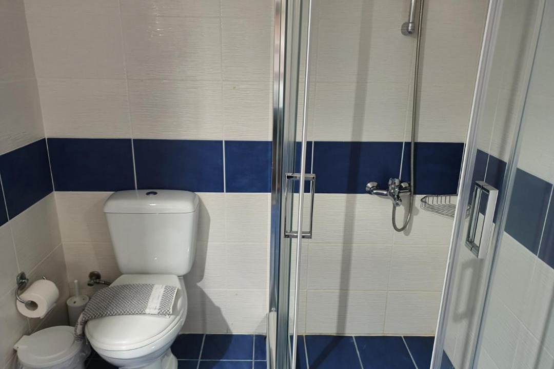 Photo of Bathroom in Lefktro