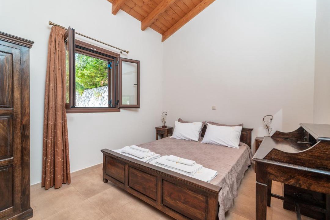 Photo of Bedroom in Evgiros