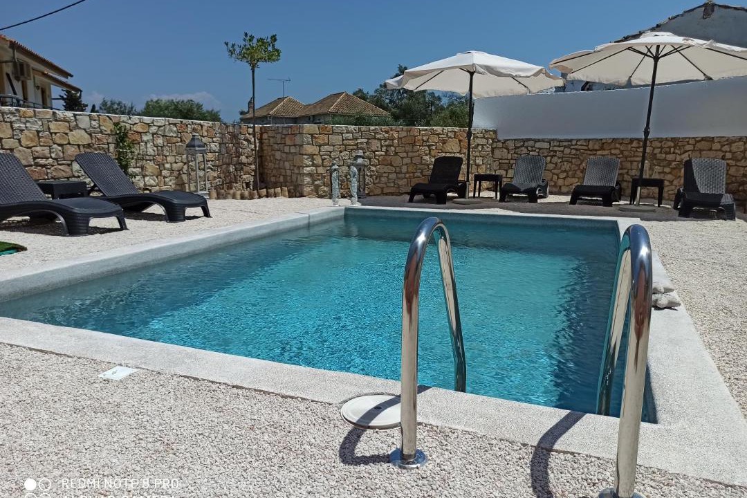 Photo of Others in Gaios