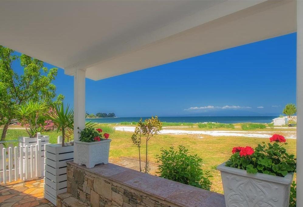 Photo of Patio Balcony in Skala Rachoniou