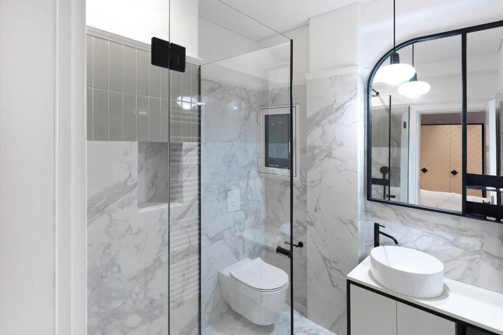 Photo of Bathroom in Neapoli