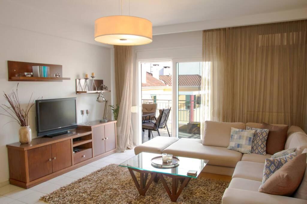 Photo of Livingroom in Volos City Centre