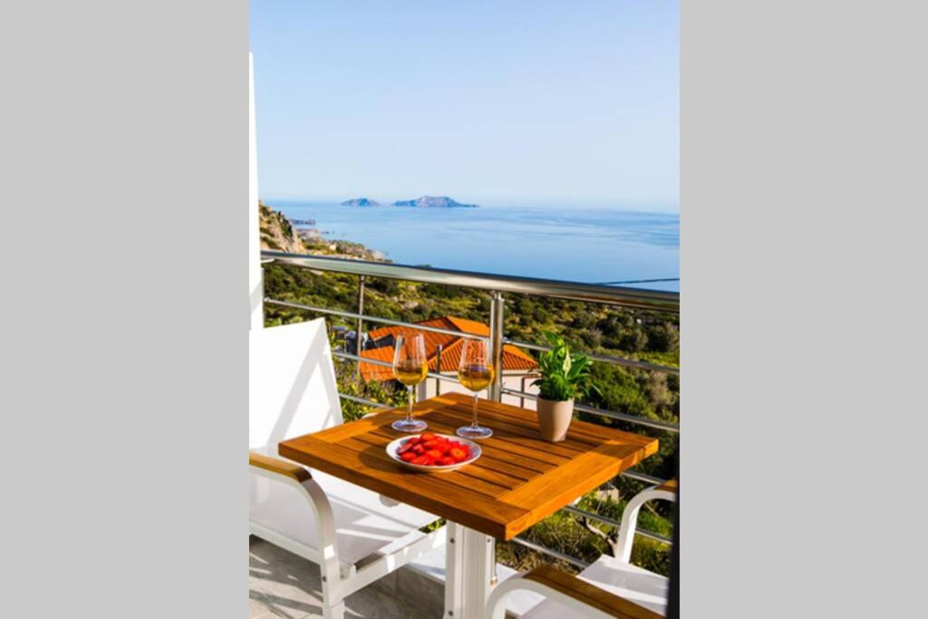 Photo of Patio Balcony in Kerames