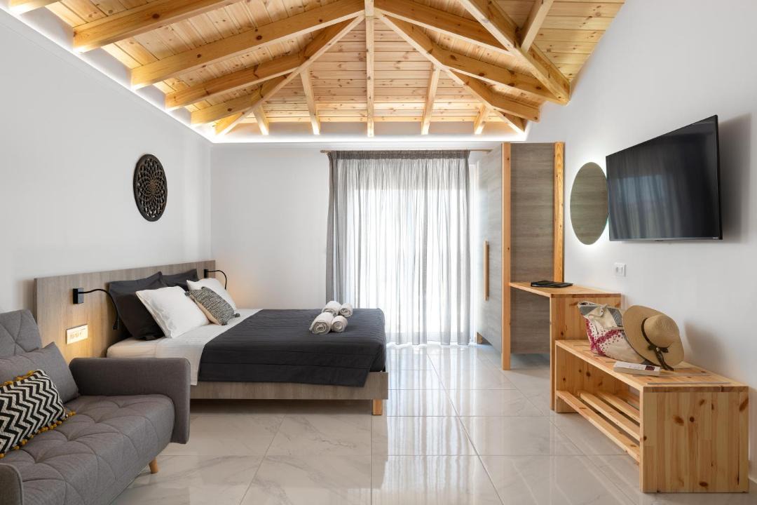 Photo of Bedroom in Petaloudes