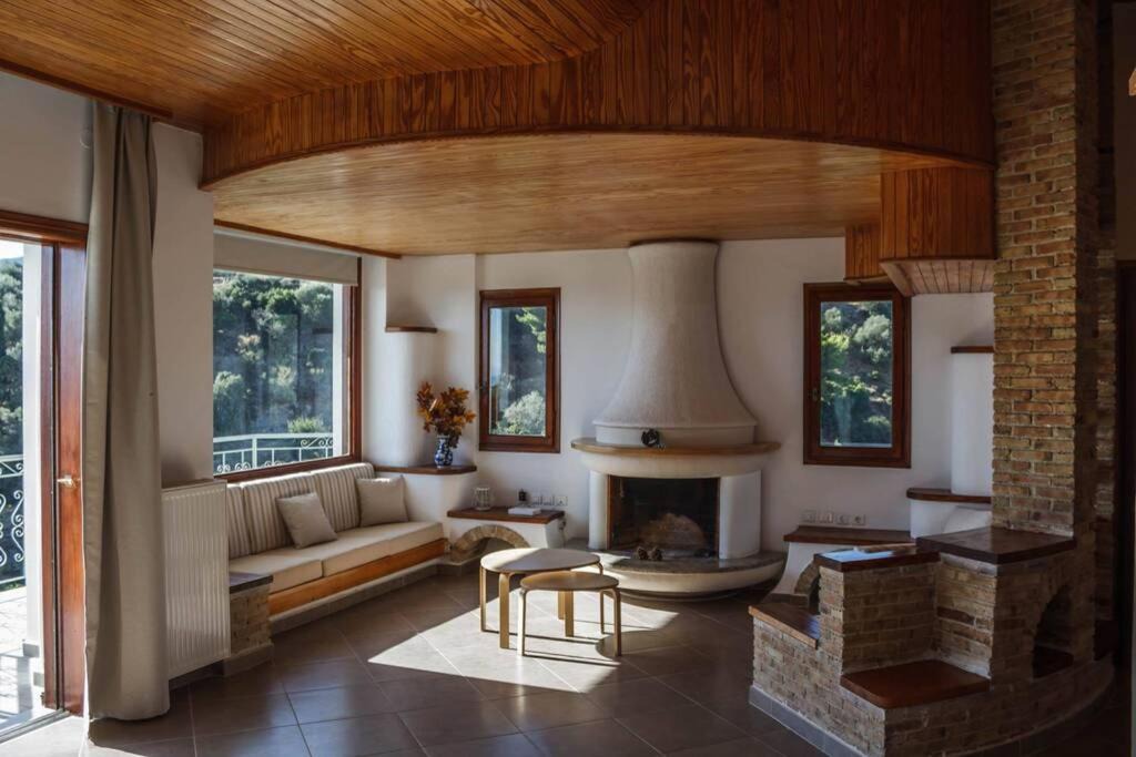 Photo of Livingroom in Paralia Porovitsis