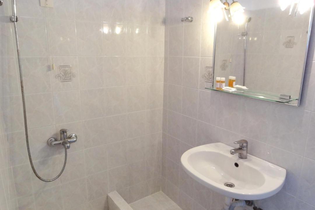 Photo of Bathroom in Scala