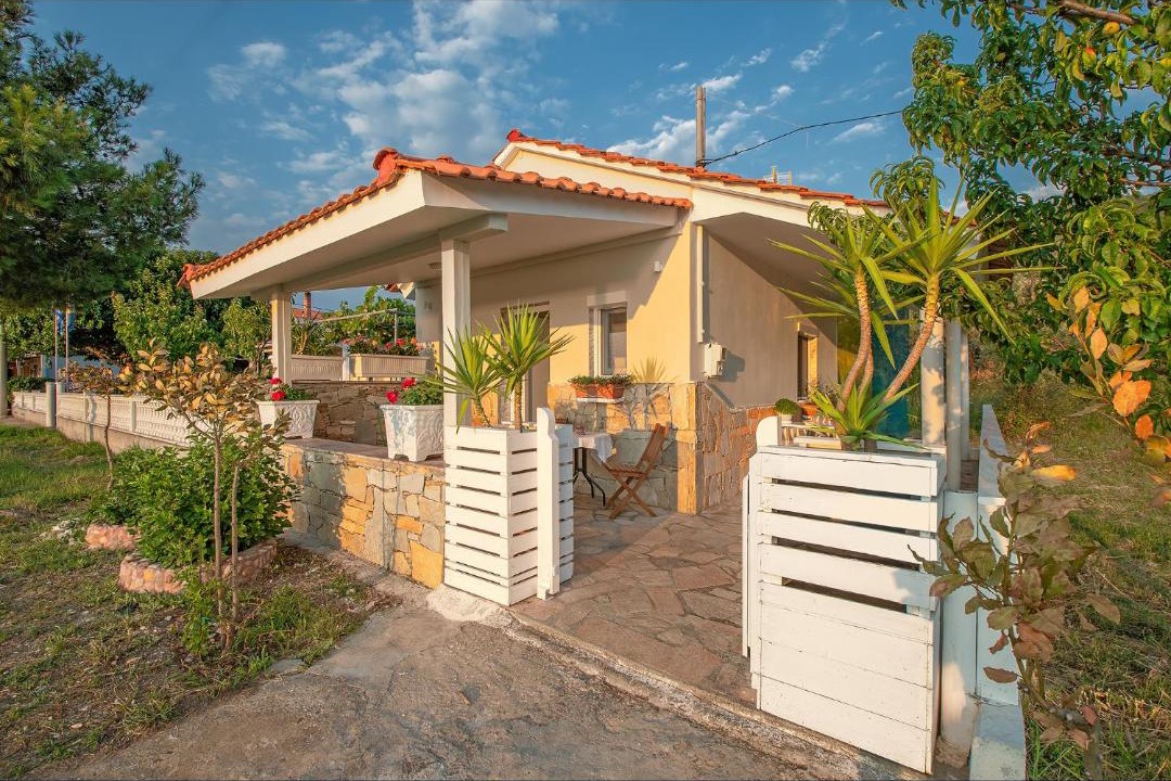 Photo of Others in Skala Rachoniou