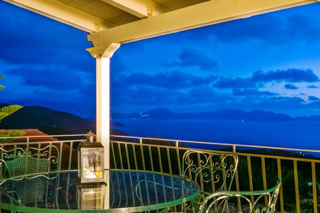 Photo of Patio Balcony in Tzamarelata