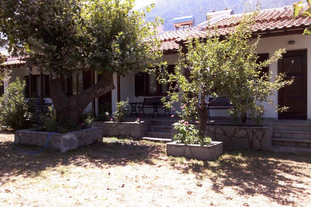 Photo of Others in Ano Kariotes