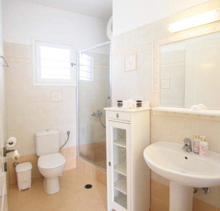 Photo of Bathroom in Tholaria
