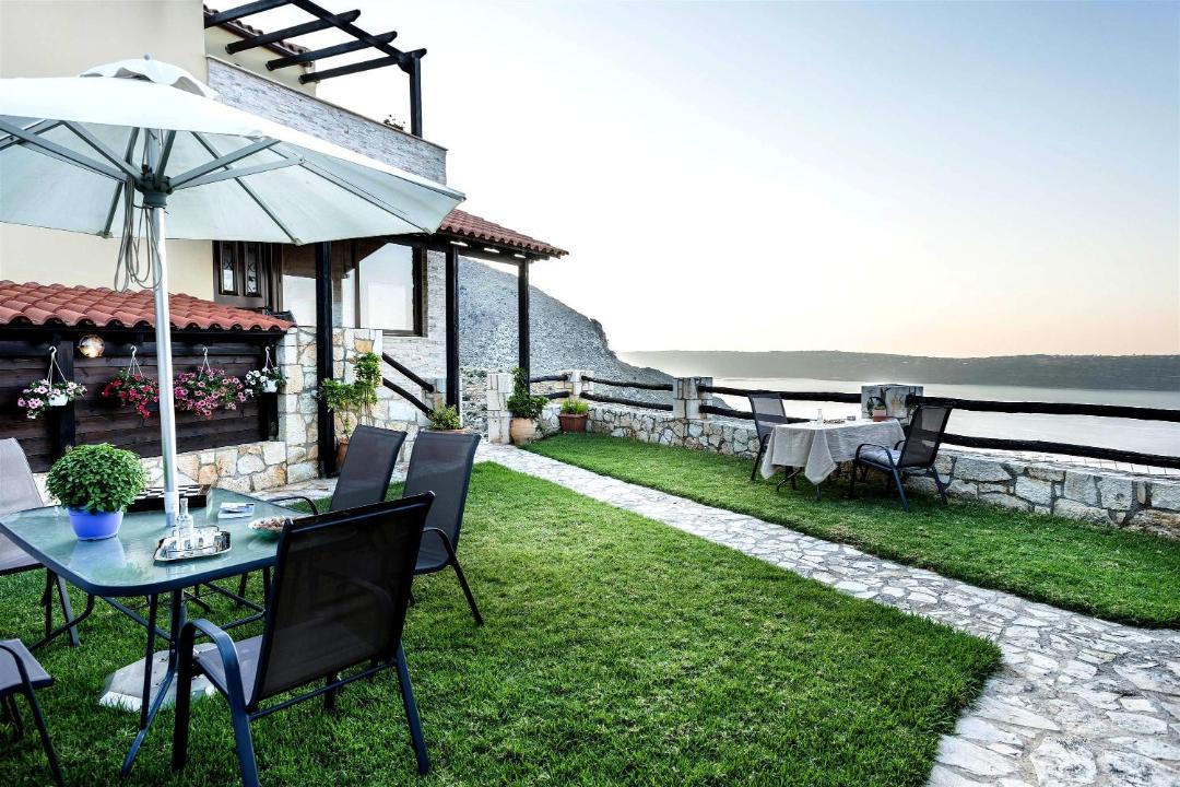 Photo of Patio Balcony in Megala Chorafia